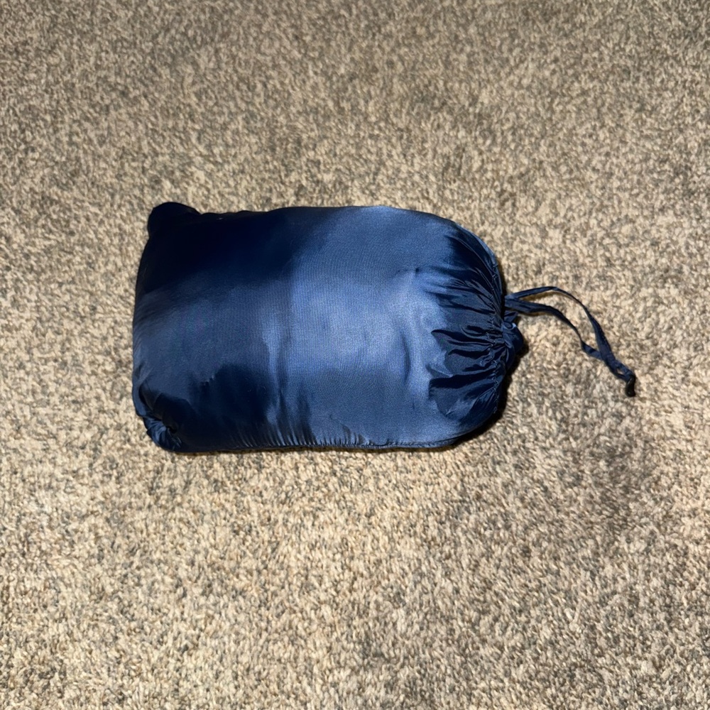 Lands’ End Packable Jacket navy size 10-12